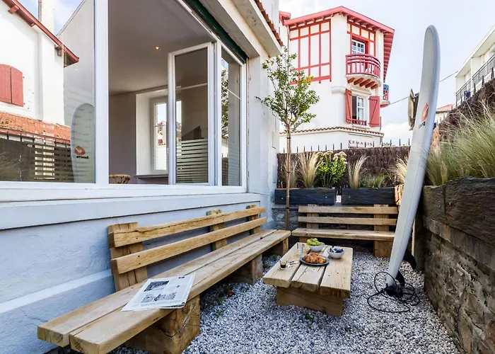 Aloe Keyweek Architect With Terrace And Garage