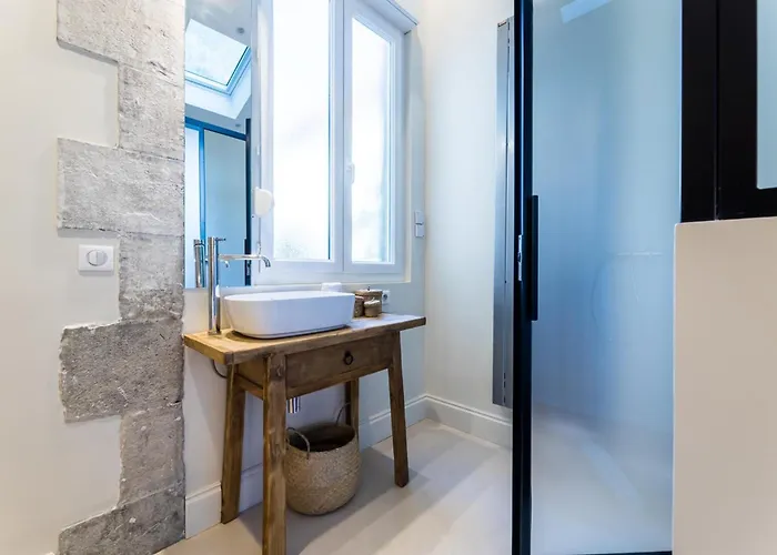 Aloe Keyweek Architect With Terrace And Garage *